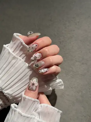 ネイル I-nailロング /ワンホン/キラキラのネイルデザイン
