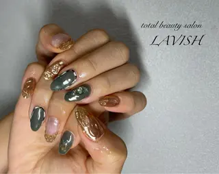 ネイル LAVISH 大和店 🤱子連れ大歓迎のネイルデザイン