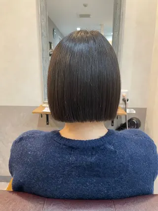 ミディアム 近澤 佑香のヘアスタイル