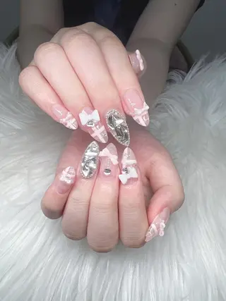 ネイル Lee Nailsのネイルデザイン