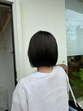 ショート YURINO /ボブ ベージュ/ハイトーンのヘアスタイル