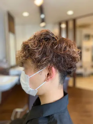 ミディアム カラー パーマ メンズ 元住吉プランツヘアー ☘️まるやま☘️のヘアスタイル