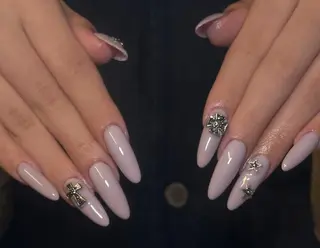 ネイル エリ🫧 nail池袋東口のネイルデザイン