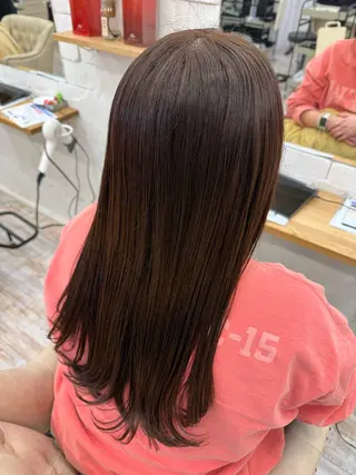 ロング カラー 山崎 更紗のヘアスタイル