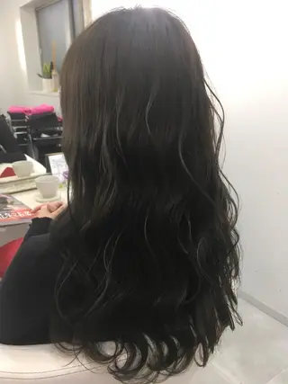 ロング カラー 髪質改善 中川 翔のヘアスタイル