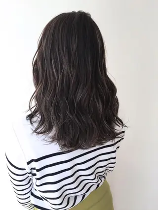 ミディアム Noe心斎橋 堀田 朋宏のヘアスタイル