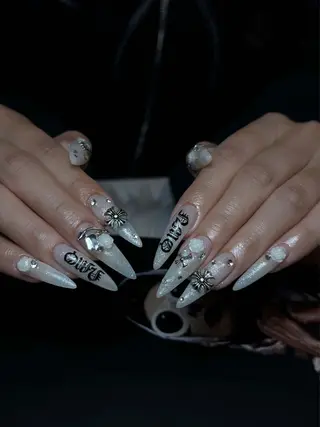 ネイル Julli NailStudioのネイルデザイン