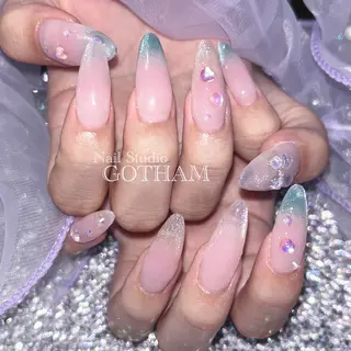 ネイル 高円寺駅からすぐ🌈 ネイルGOTHAMのネイルデザイン
