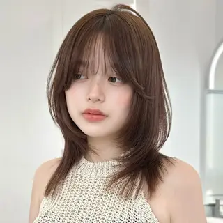 ミディアム カラー 前髪/似合わせカット COA こも.のヘアスタイル