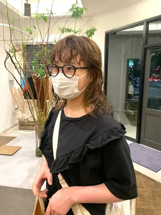 ミディアム パーマ 土屋 有加理のヘアスタイル
