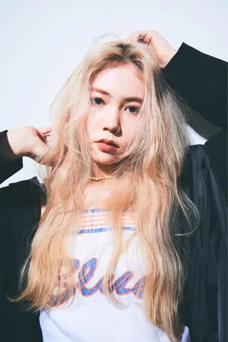ロング カラー ヘアアレンジ 韓国/ハイトーン/ ボブ🎀MIKU🎀のヘアスタイル