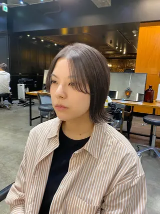 ショート カラー 透明感カラー🌿 グレージュ🐺陽介のヘアスタイル