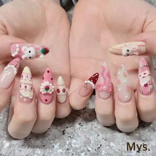 ネイル Mys. 三上紗紀のネイルデザイン