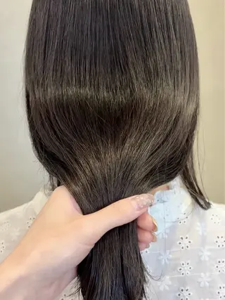 セミロング カラー Lita./ sumireのヘアスタイル