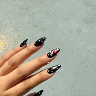 ネイル Sarina ⋆⭒˚ mavieのネイルデザイン