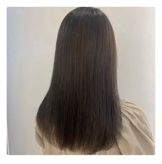 ロング カラー 髙橋 咲希のヘアスタイル