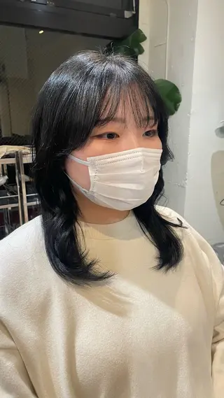 セミロング タニ アカリのヘアスタイル