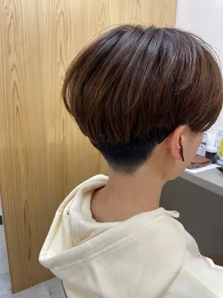 ショート くるくるパーマ aikoのヘアスタイル