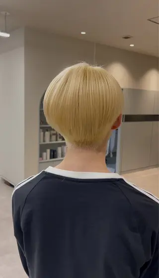 カラー メンズ 🦋ブリーチカラー ×ベージュ🦋まなかのヘアスタイル