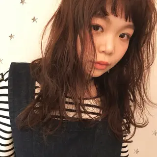 セミロング カラー 市川 千夏のヘアスタイル