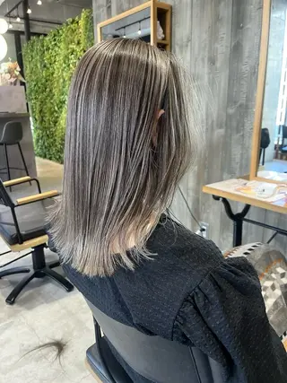 セミロング カラー haruka ♡レイヤー/透明感のヘアスタイル