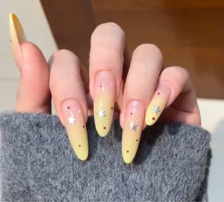 ネイル Dione Nail きよみのネイルデザイン
