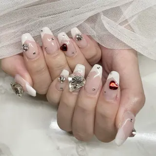 ネイル LEDアイラッシュ ∩_∩アオイのマツエク・マツパデザイン