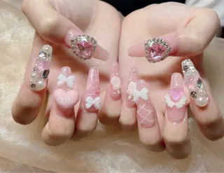 ネイル D-BEAUTY Nailsalonのネイルデザイン