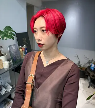 ショート カラー ハイトーンカラー が絶対可愛い✨泰聖✨のヘアスタイル