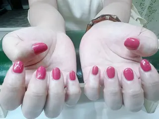 劉 コンのネイルデザイン
