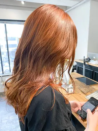 セミロング カラー レイヤー暖色カラー 池袋Yamamotoのヘアスタイル