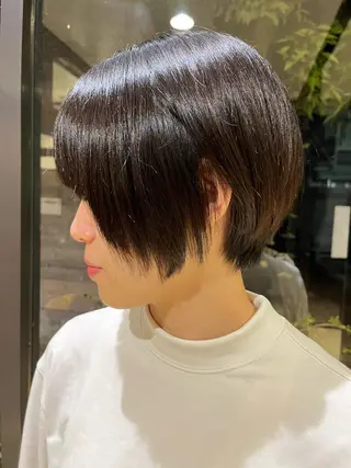 ショート ツヤ感カラー 🩵かりんのヘアスタイル