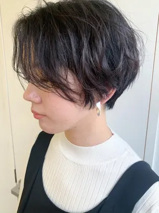 パーマ 💜ショート💜 ウルフ、ボブ二色亜美のヘアスタイル