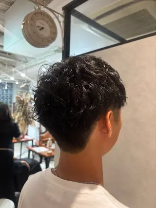 パーマ 松阪 莉奈のヘアスタイル