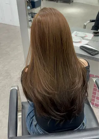 ロング 長谷川 日南のヘアスタイル