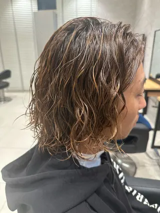 カラー パーマ メンズ 飯塚 竜之介のヘアスタイル