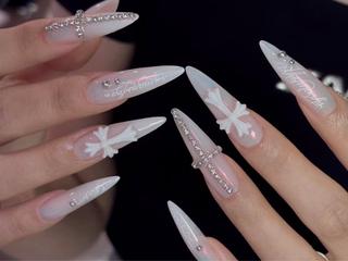 ネイル lucky nail 歌舞伎町のネイルデザイン