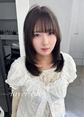 ミディアム yui/レイヤー/ ラベンダー/似合わせのヘアスタイル