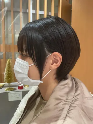 ショート ARMONY秋山輝也 コテ巻き風パーマ特化のヘアスタイル
