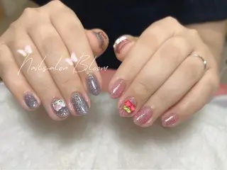 ネイル Nail Bloom横浜西口店のネイルデザイン