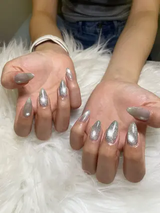 ネイル SunnyRoa aguri ୨୧˖*のネイルデザイン