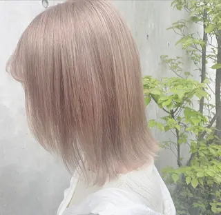 ショート カラー 🫧艶ダブルカラー ブリーチ🫧トモヤのヘアスタイル