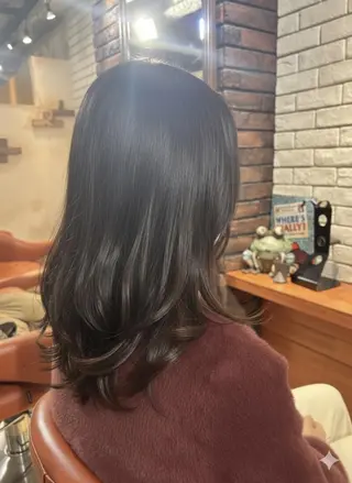 セミロング flencia 丸 和博|カットのヘアスタイル