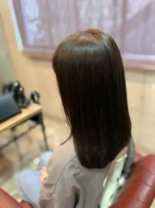 セミロング カラー ERIKO Tのヘアスタイル