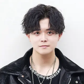 ショート カラー パーマ メンズ 🔥メンズ極🔥韓国 シャドウ/波巻き柿崎のヘアスタイル