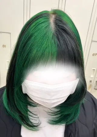 ミディアム カラー あち⭐️大阪｜ ハイトーン｜レイヤーのヘアスタイル