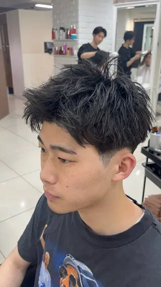 ショート メンズ 縮毛矯正指名No.1 艶カラー/SHIMAのヘアスタイル