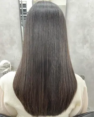 ロング 梅雨対策すぐ巻ける ☔️縮毛矯正勝倉　麗のヘアスタイル