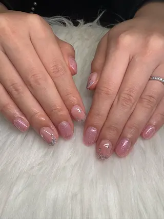 ネイル 加藤 彩香のネイルデザイン
