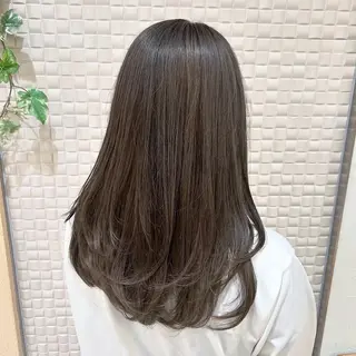 セミロング カラー 顔周りレイヤーカット /髪質改善/ゆう🤍のヘアスタイル